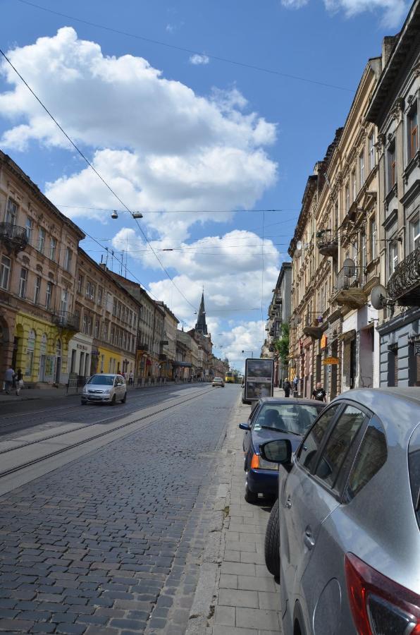 Apartment Жд Вокзал, Центр Lviv Dış mekan fotoğraf