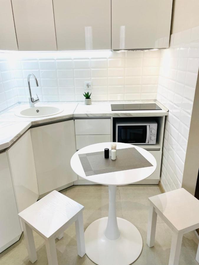 Apartment Жд Вокзал, Центр Lviv Dış mekan fotoğraf
